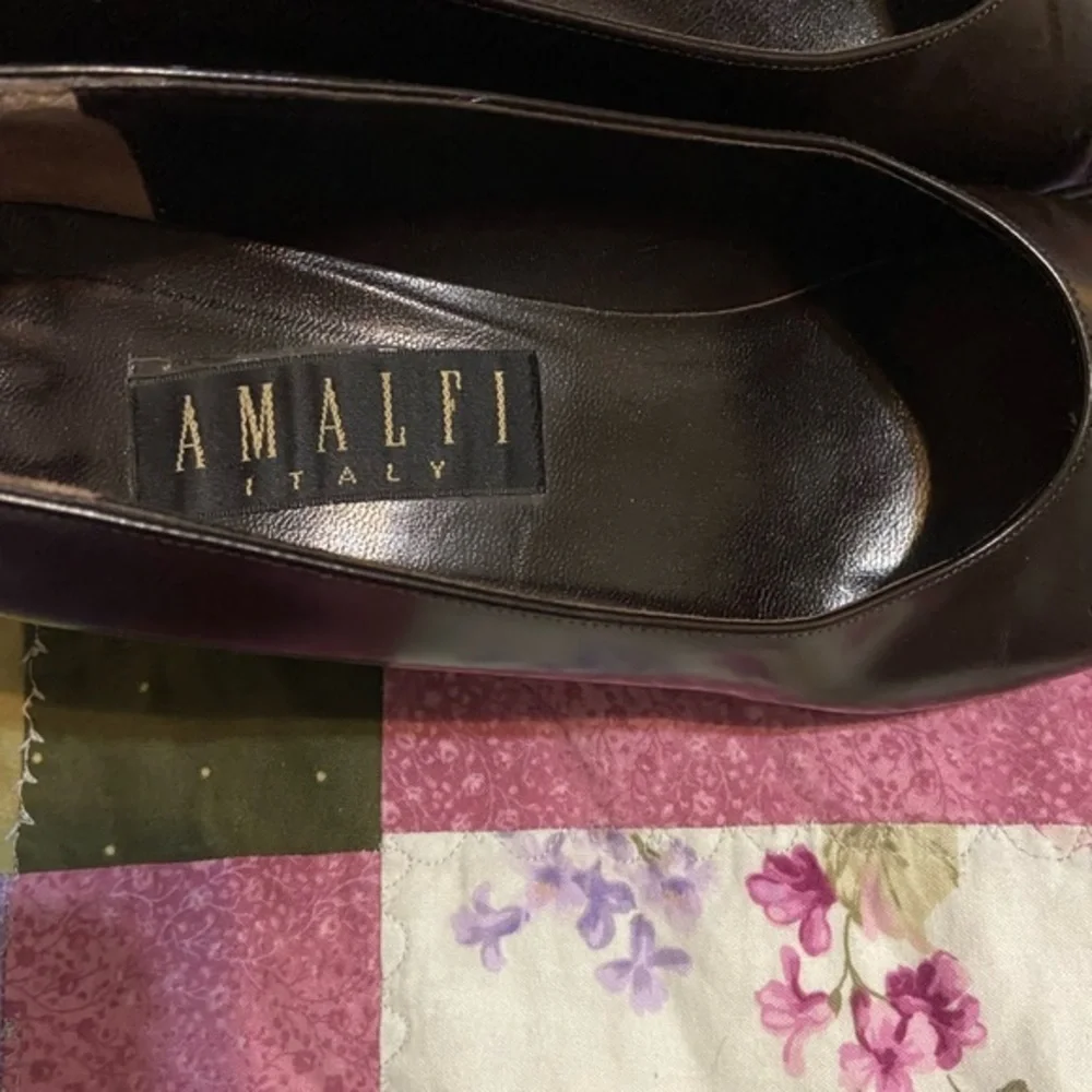 Amalfi Italy brown block heels‎ Size 9.5